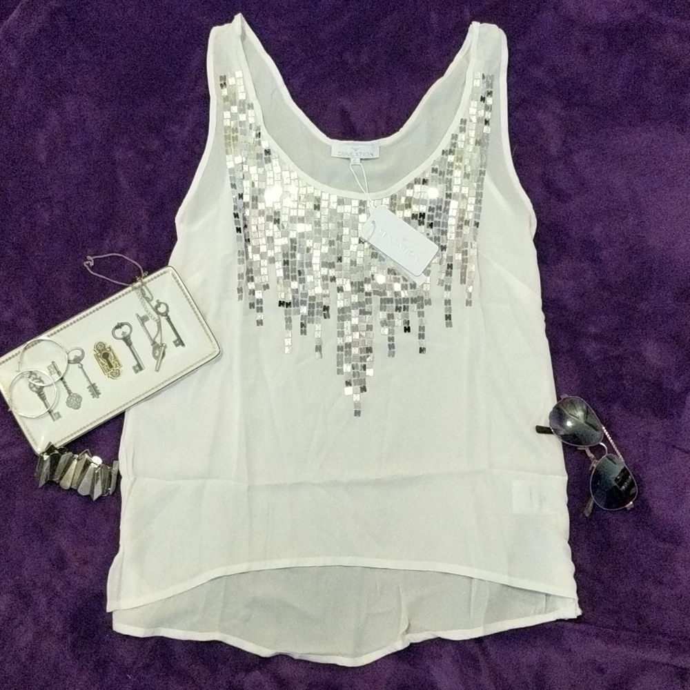 NWT EXCLUSIVE Sensation White/Silver Tunic